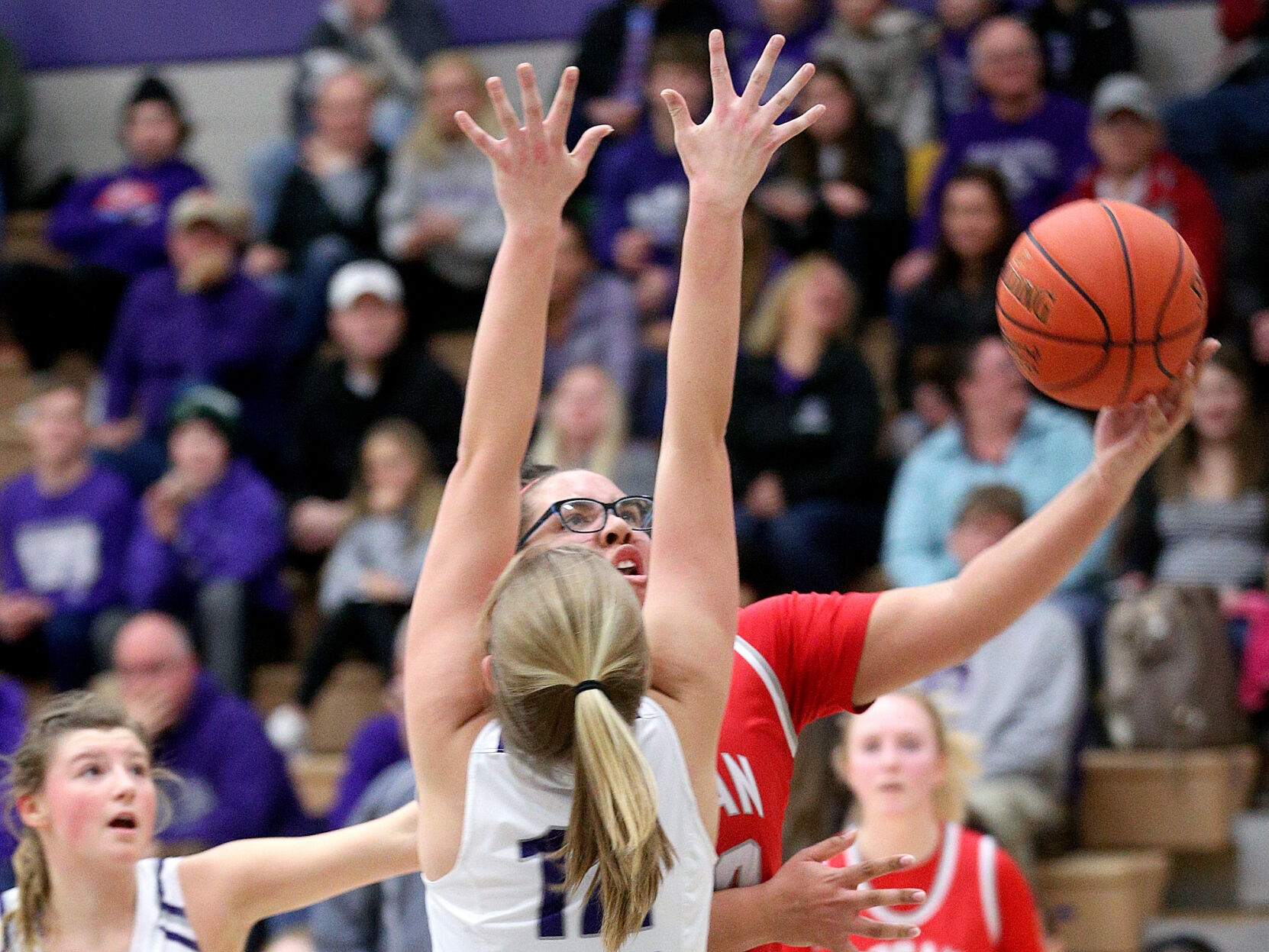 25 février : Logan contre Onalaska Girls Basketball
